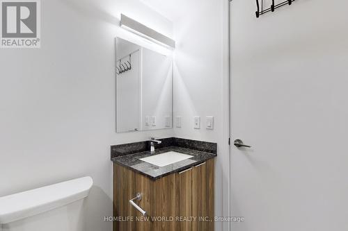 4207 - 501 Yonge Street, Toronto, ON - Indoor Photo Showing Bathroom