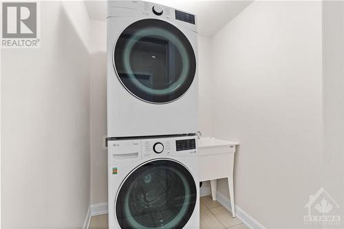 683 Fisher Street, Kemptville, ON - Indoor Photo Showing Laundry Room