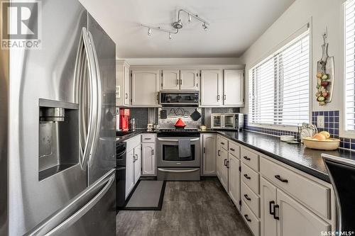23 455 Pinehouse Drive, Saskatoon, SK - Indoor Photo Showing Kitchen With Stainless Steel Kitchen