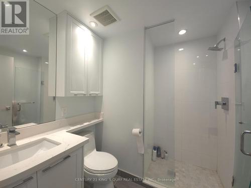 707 - 28 Wellesley Street E, Toronto, ON - Indoor Photo Showing Bathroom