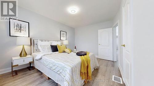 51 Rockport Cres, Richmond Hill, ON - Indoor Photo Showing Bedroom