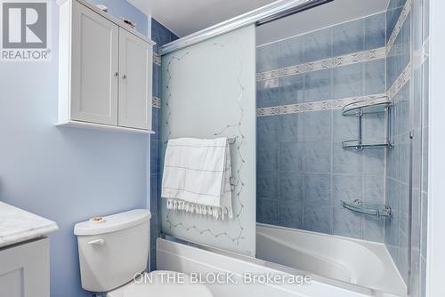 1401 - 3845 Lake Shore Boulevard W, Toronto, ON - Indoor Photo Showing Bathroom