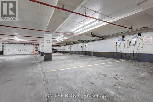 1401 - 3845 Lake Shore Boulevard W, Toronto, ON - Indoor Photo Showing Garage