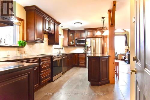 1871 County Rd 46 Road, Kawartha Lakes, ON - Indoor Photo Showing Kitchen With Upgraded Kitchen