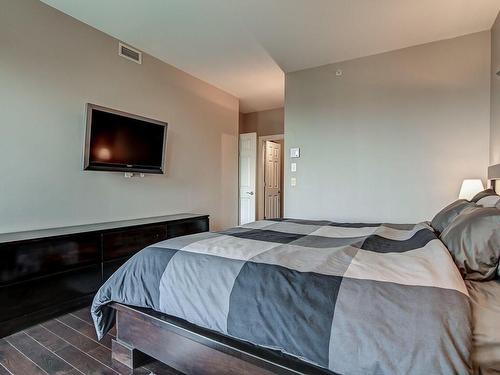 Master bedroom - 607A-800 Rue Muir, Montréal (Saint-Laurent), QC - Indoor Photo Showing Bedroom