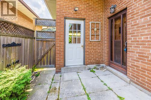#Lower -274 Timothy Crt, Mississauga, ON - Outdoor With Exterior