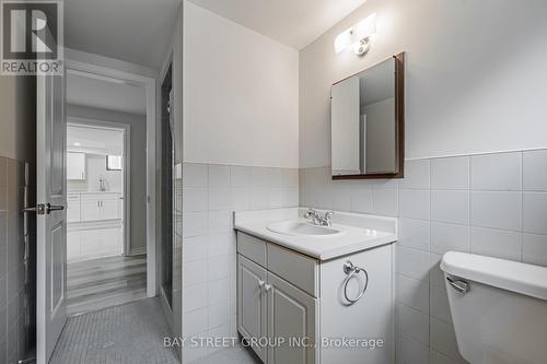 #Lower -274 Timothy Crt, Mississauga, ON - Indoor Photo Showing Bathroom