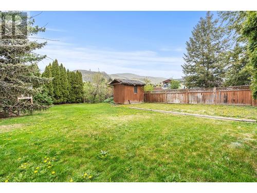 2912 Heritage Place, Vernon, BC - Outdoor With Backyard