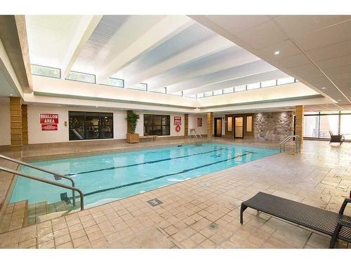 150 Charlton Avenue E|Unit #1805, Hamilton, ON - Indoor Photo Showing Other Room With In Ground Pool