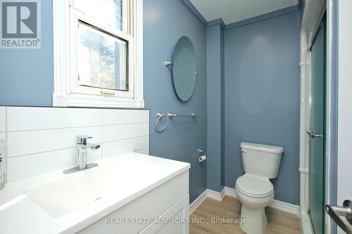 7 Elizabeth Street, Innisfil, ON - Indoor Photo Showing Bathroom