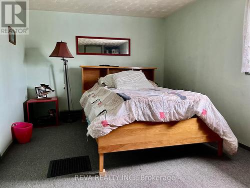 1073 Airport Road, Faraday, ON - Indoor Photo Showing Bedroom