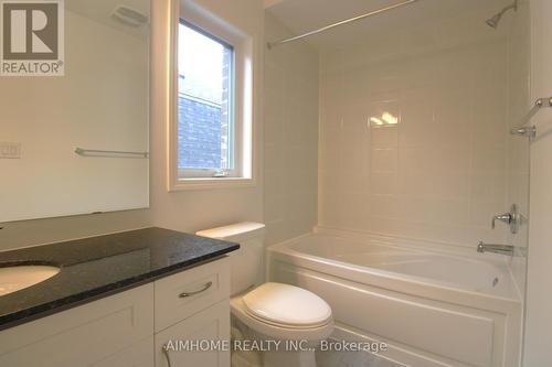 1372 William Halton Parkway, Oakville, ON - Indoor Photo Showing Bathroom