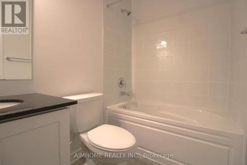 1372 William Halton Parkway, Oakville, ON - Indoor Photo Showing Bathroom