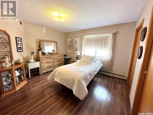 301 1442 102Nd Street, North Battleford, SK - Indoor Photo Showing Bedroom