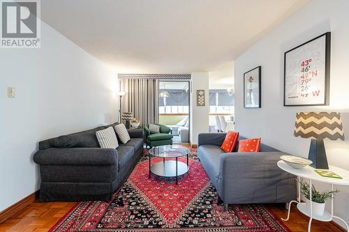 #302 -100 Antibes Dr, Toronto, ON - Indoor Photo Showing Living Room