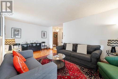 302 - 100 Antibes Drive, Toronto, ON - Indoor Photo Showing Living Room