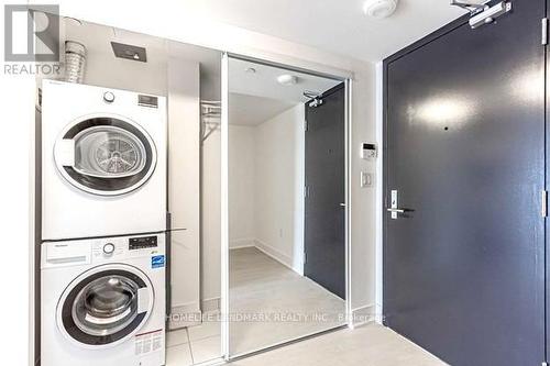 1803 - 955 Bay Street, Toronto, ON - Indoor Photo Showing Laundry Room