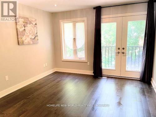82 Lawrence Ave W, Toronto, ON - Indoor Photo Showing Other Room