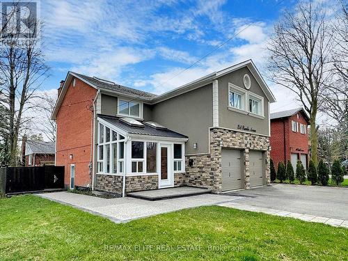 238 Rumble Avenue, Richmond Hill, ON - Outdoor
