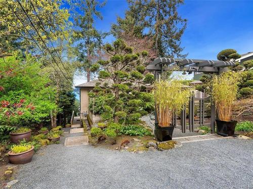 746 Sea Dr, Central Saanich, BC 