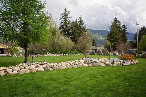 2711 Jacks Crescent, South Slocan, BC - Outdoor With Body Of Water
