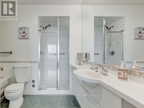 #1601 -102 Bloor St W, Toronto, ON - Indoor Photo Showing Bathroom