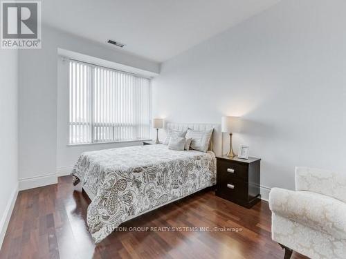 1601 - 102 Bloor Street W, Toronto, ON - Indoor Photo Showing Bedroom