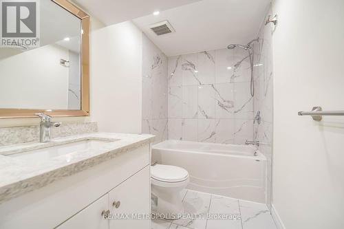 32 Charles Tupper Dr, Toronto, ON - Indoor Photo Showing Bathroom