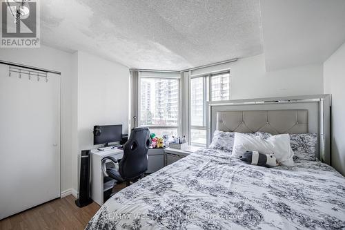 301 - 41 Markbrook Lane, Toronto, ON - Indoor Photo Showing Bedroom
