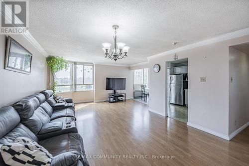 301 - 41 Markbrook Lane, Toronto (Mount Olive-Silverstone-Jamestown), ON - Indoor Photo Showing Living Room