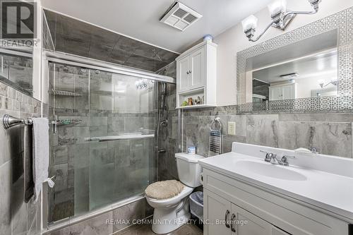 301 - 41 Markbrook Lane, Toronto (Mount Olive-Silverstone-Jamestown), ON - Indoor Photo Showing Bathroom