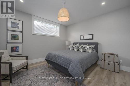 185 Commissioners Rd E, London, ON - Indoor Photo Showing Bedroom