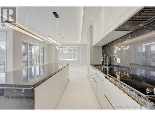3576 W 32 Avenue, Vancouver, BC - Indoor Photo Showing Kitchen