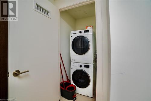 741 King Street W Unit# 1807, Kitchener, ON - Indoor Photo Showing Laundry Room