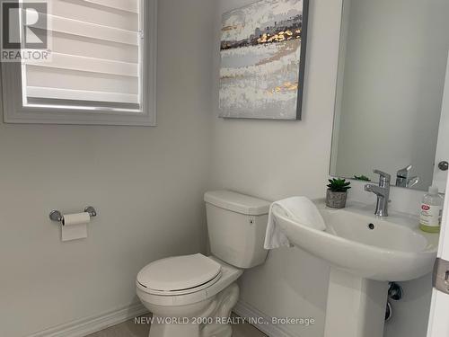 147 Povey Rd, Centre Wellington, ON - Indoor Photo Showing Bathroom