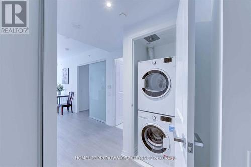 632 - 251 Jarvis Street, Toronto, ON - Indoor Photo Showing Laundry Room
