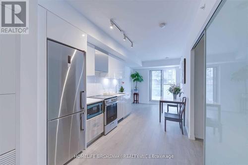 632 - 251 Jarvis Street, Toronto, ON - Indoor Photo Showing Kitchen With Upgraded Kitchen