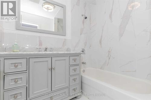 Upper - 44 Malta Street, Toronto, ON - Indoor Photo Showing Bathroom