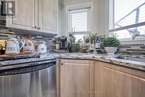 77 Loughlin Hill Crescent, Ajax, ON - Indoor Photo Showing Kitchen