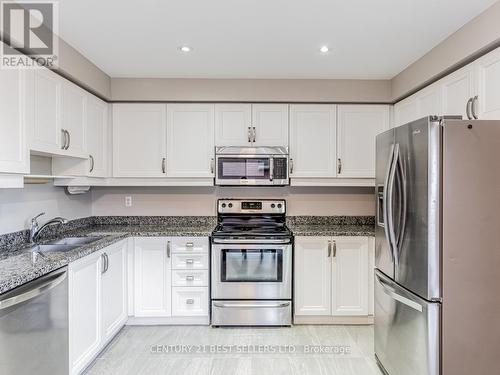 178 Queen Street W, Mississauga, ON - Indoor Photo Showing Kitchen With Stainless Steel Kitchen With Double Sink