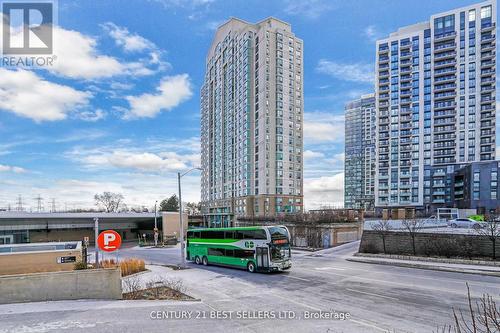 908 - 101 Subway Crescent, Toronto, ON - Outdoor With Facade