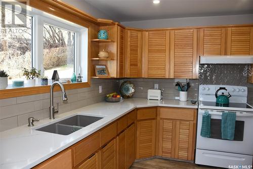 471 Lake Road, Fort San, SK - Indoor Photo Showing Kitchen With Double Sink