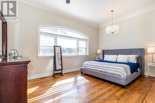 14 Hampshire Heights, Toronto, ON - Indoor Photo Showing Bedroom