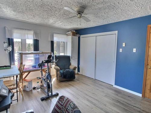 Master bedroom - 5039 Rue Saguenay, Rouyn-Noranda, QC - Indoor Photo Showing Gym Room
