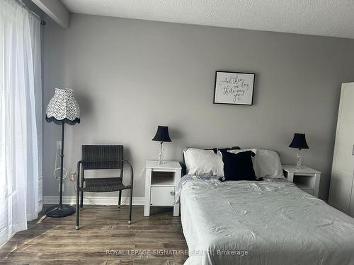 81 Katherine St, Collingwood, ON - Indoor Photo Showing Bedroom