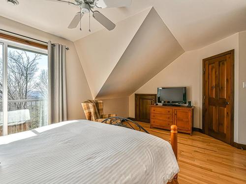 Chambre Ã  coucher principale - 8-300 Rue Du Mont-Plaisant, Mont-Tremblant, QC - Indoor Photo Showing Bedroom