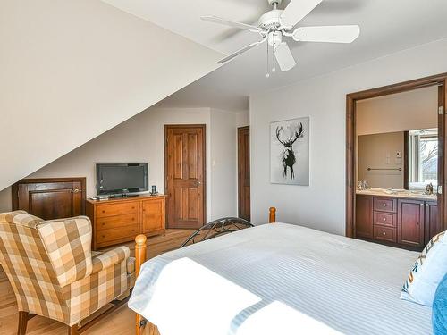 Chambre Ã  coucher principale - 8-300 Rue Du Mont-Plaisant, Mont-Tremblant, QC - Indoor Photo Showing Bedroom