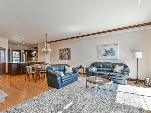 Salon - 8-300 Rue Du Mont-Plaisant, Mont-Tremblant, QC - Indoor Photo Showing Living Room