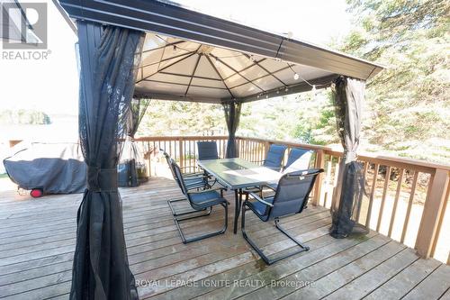 1017 Eaves Road, Dysart Et Al, ON - Outdoor With Deck Patio Veranda With Exterior