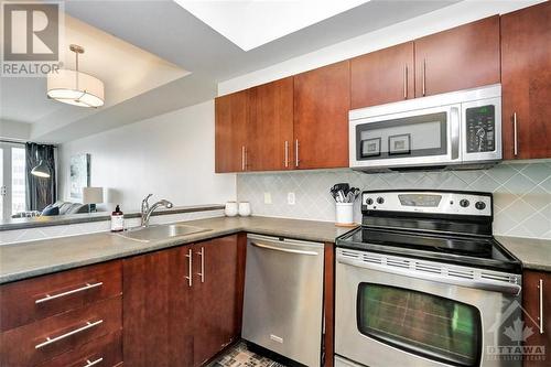 200 Rideau Street Unit#1302, Ottawa, ON - Indoor Photo Showing Kitchen With Stainless Steel Kitchen